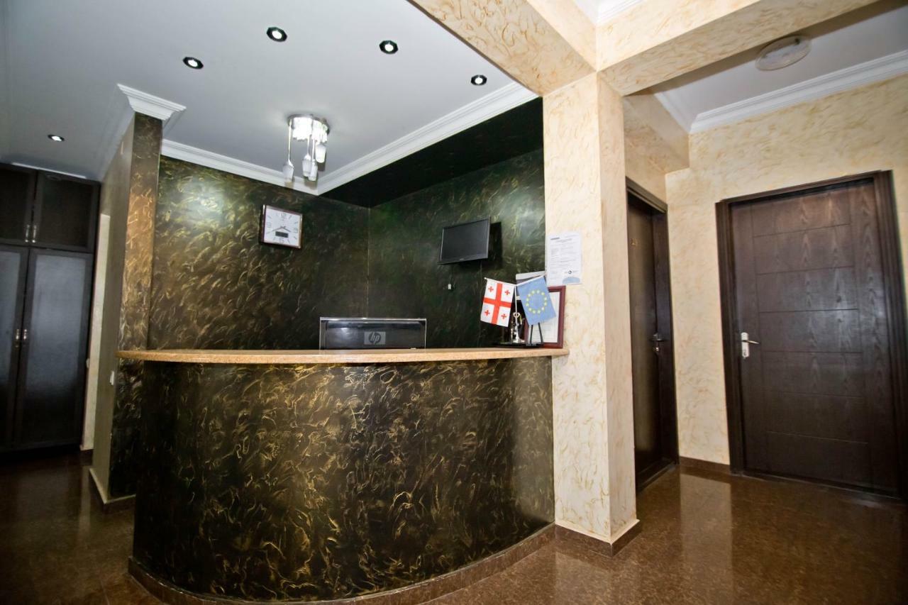 Hotel Vizit Batumi Exteriér fotografie